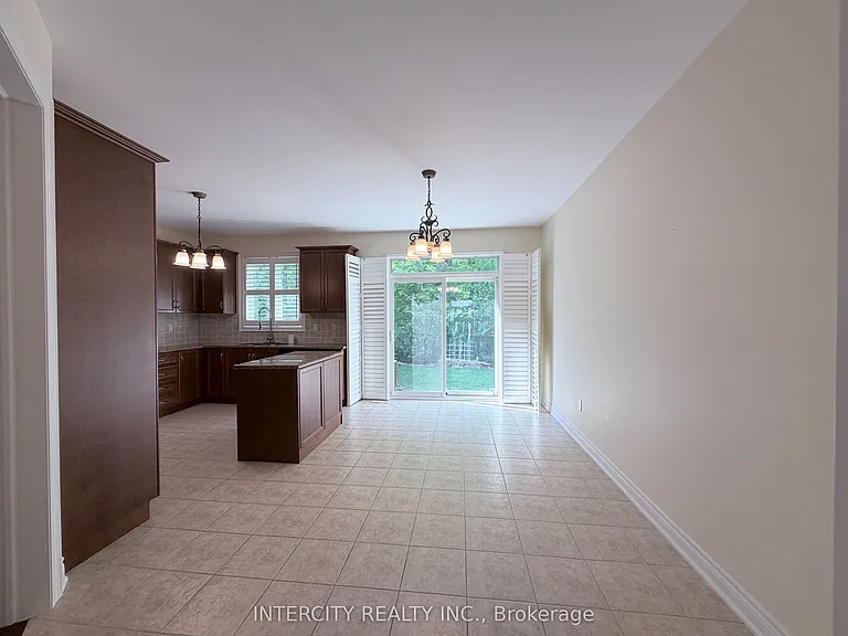 655 Davos Rd — Photo 13