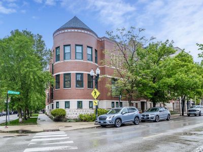 4127 N Lincoln Ave, Chicago, IL, 60618