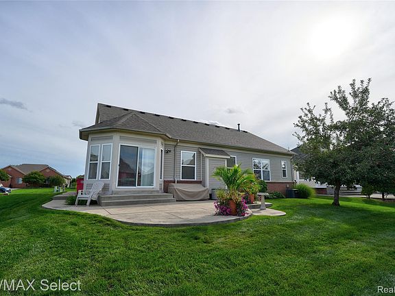 3rd image of 18243 Wingate Dr