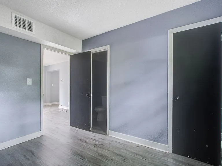 2307 S Fraser St — Photo 30