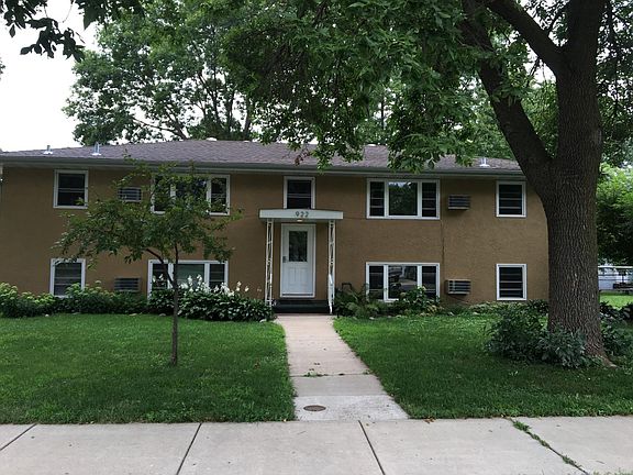 4th image of 922 Spencer St S APT 1