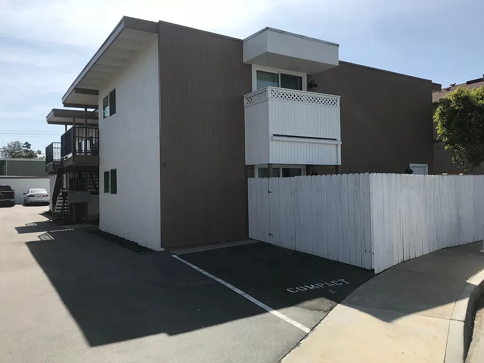 123 Melody Ln #D