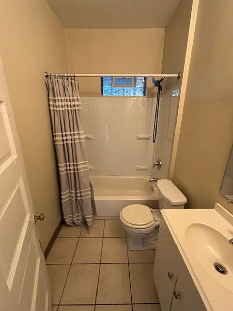 2 bed, 900 sqft, $895 — Photo 2