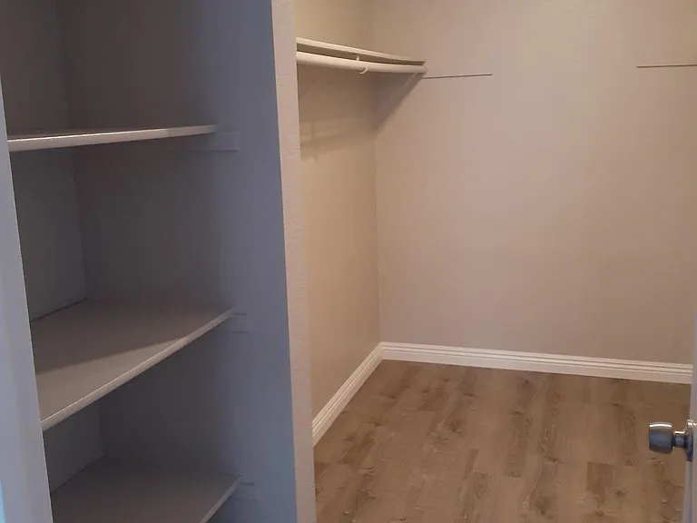 20543 S Vermont Ave #7 — Photo 29