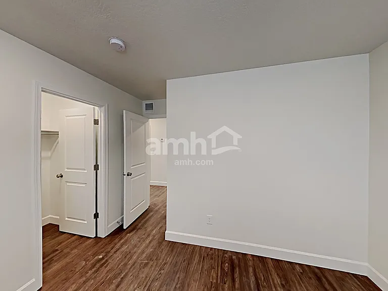 2381 E Frontier St — Photo 9