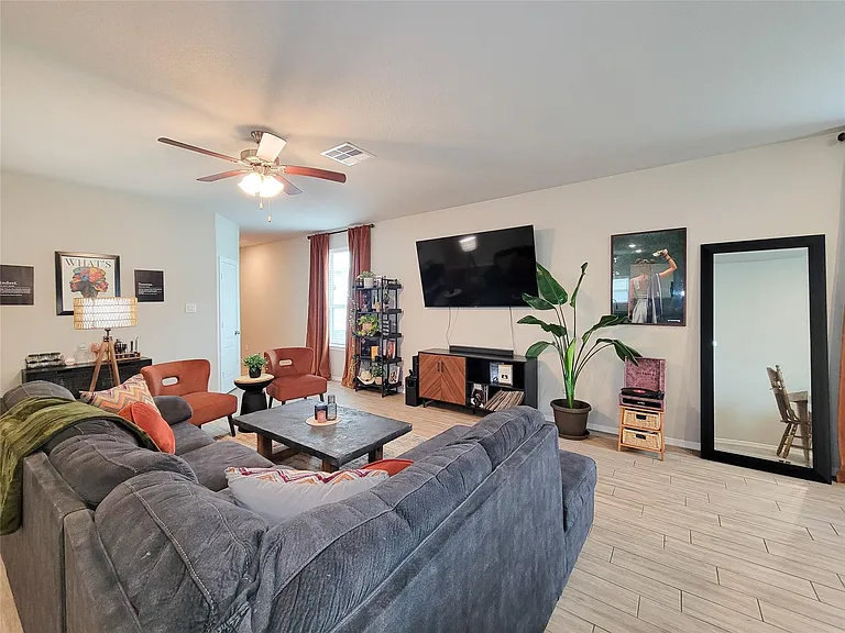 24802 Winema Woods Ln — Photo 5