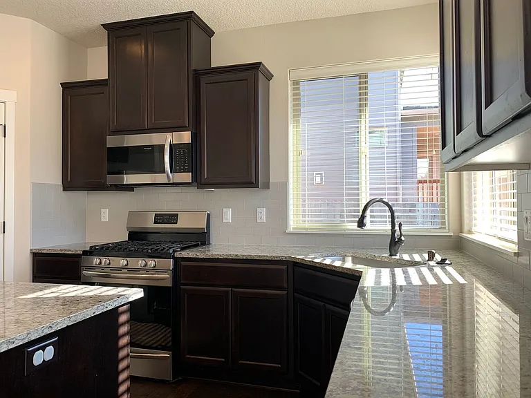 4223 NE Tacoma Ct — Photo 13