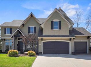 9503 W 161st Ter, Overland Park, KS 66085