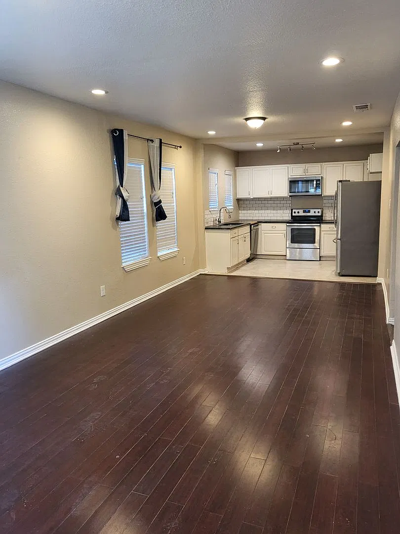2705 Tanner St, Dallas, TX 75215 — Photo 3