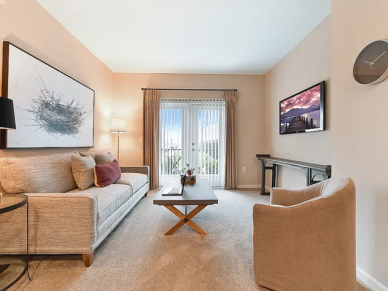 Residence at Cook's Pointe — Photo 15