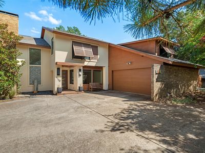 9120 Branch Hollow Dr, Dallas, TX, 75243