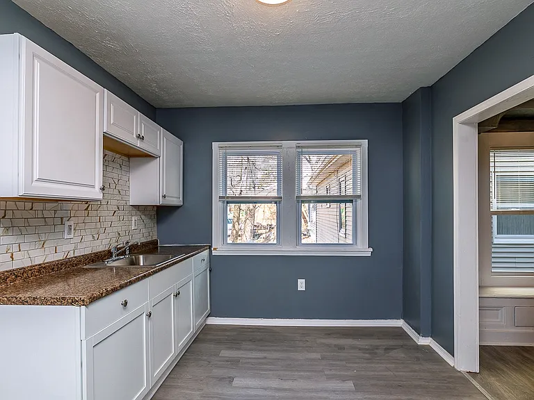 3924 E 123rd St #A — Photo 16
