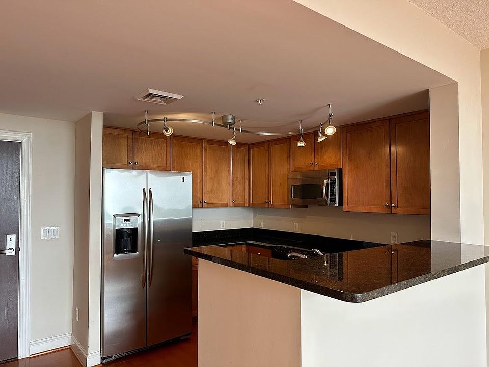 1st image of 1020 N Highland St Unit 1010