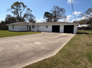 5588 S Patillo Rd, Orange, TX 77630