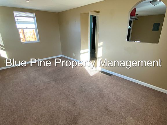 2nd image of 623 E 14th St