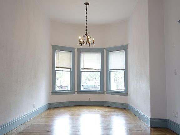 2nd image of 427 S 4th Ave APT 4