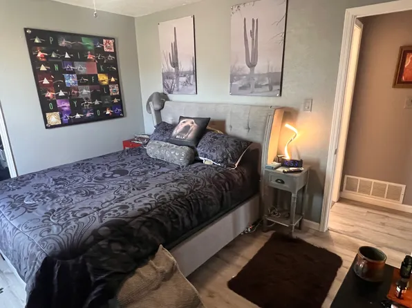 2309 Clareton Dr, Arlington, TX 76018