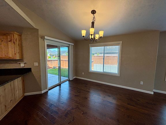 Dining area, access to patio