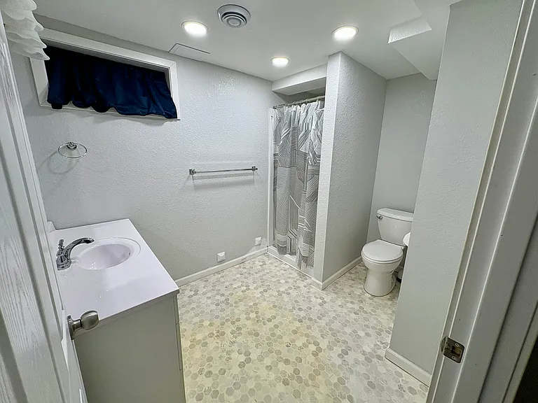 1602 Linzie Rd — Photo 11