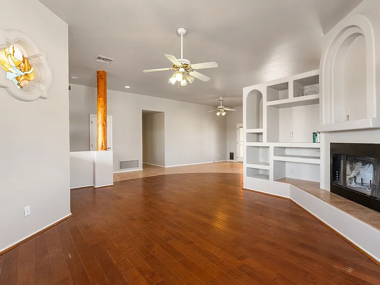670 E Moon Vista St — Photo 13