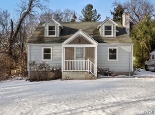 2 Rochelle Road, Norwalk, CT 06854