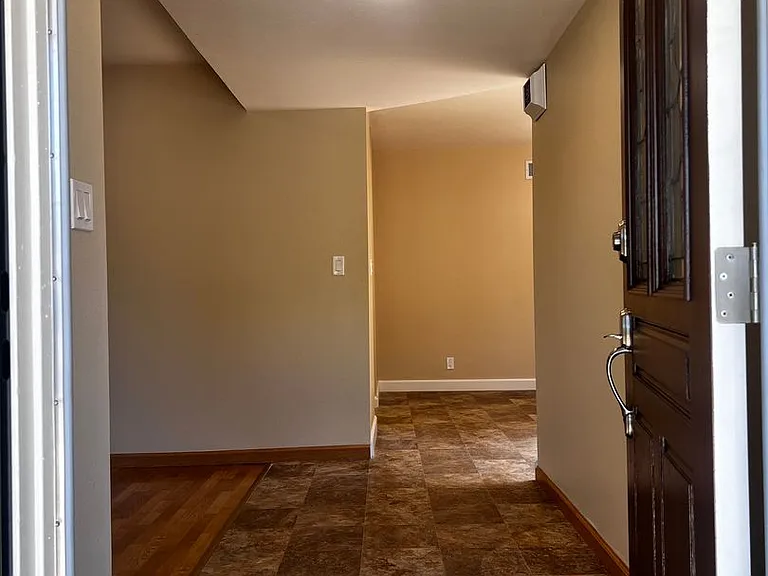 6002 Paxton Ct — Photo 40