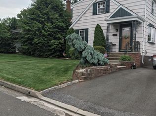 73 Highfield Rd, Colonia, NJ 07067