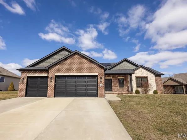 8521 Terracotta Pl, O'Fallon, IL 62269