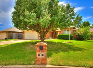10113 Carnie Cir, Yukon, OK 73099