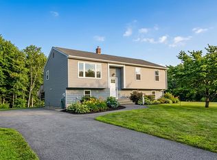 6 Jennifer Dr, Granby, MA 01033