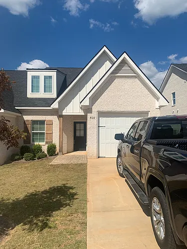 509 Cloverdale Dr Photo 1