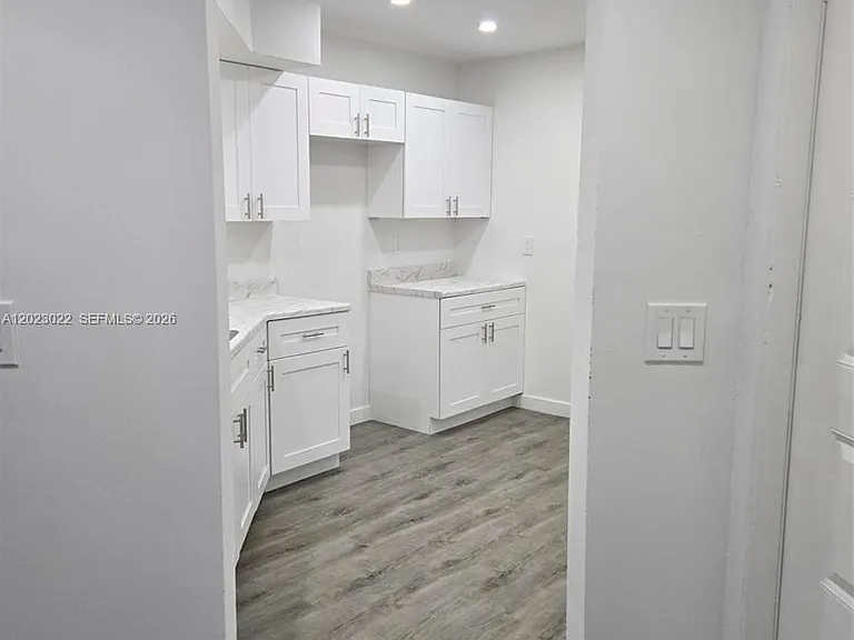 800 Independence Dr #800L — Photo 3