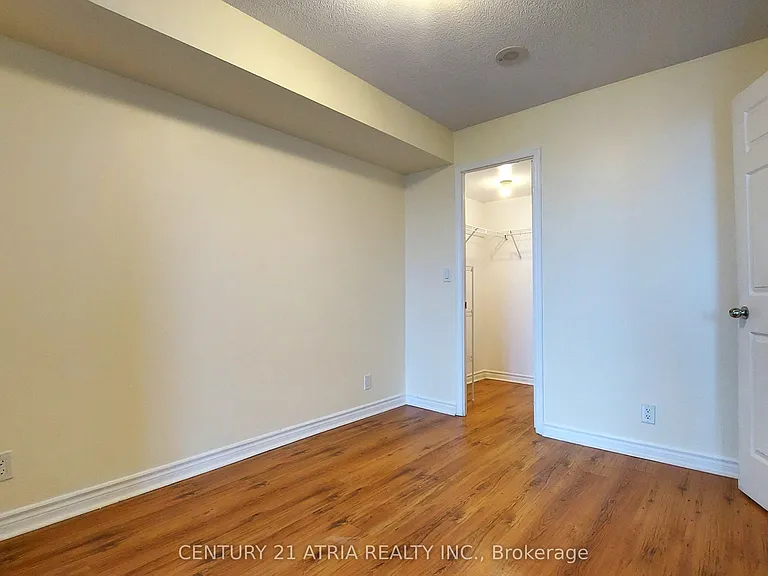 68 Grangeway Ave #808 — Photo 8