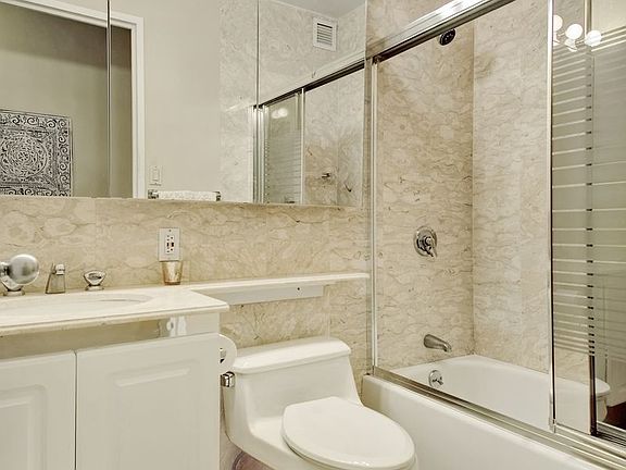 4th image of 630 1st Ave APT 10R