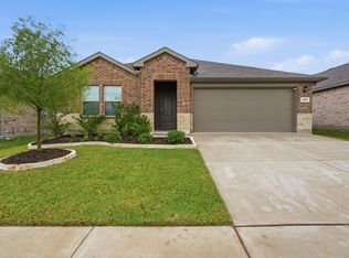 409 Beekeeper Dr, Fort Worth, TX 76131