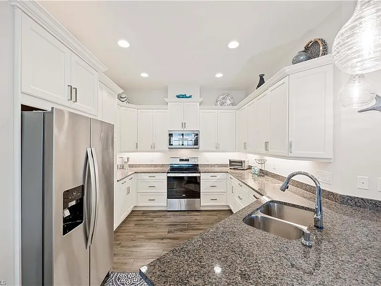 5855 Haiti Dr — Photo 14