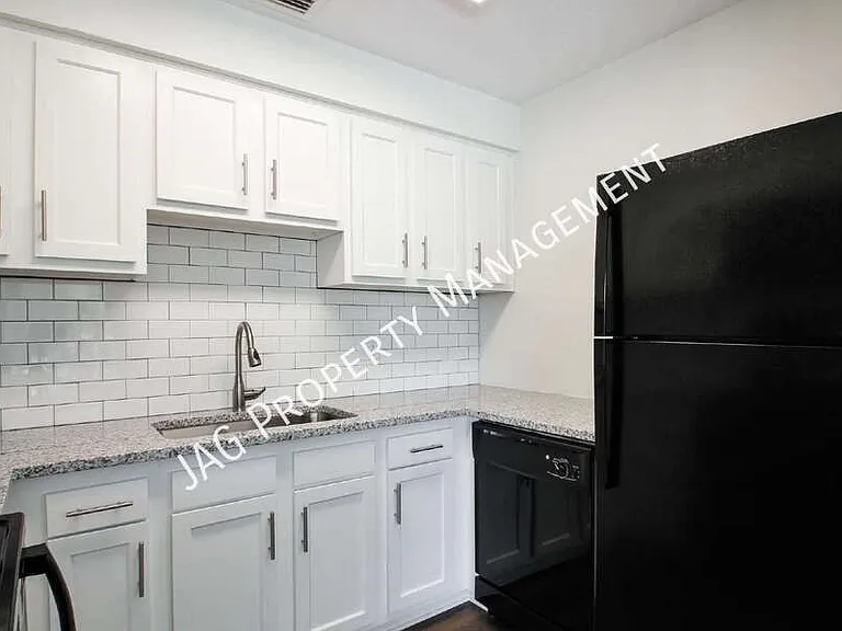 1436 Berrier St #2 — Photo 11