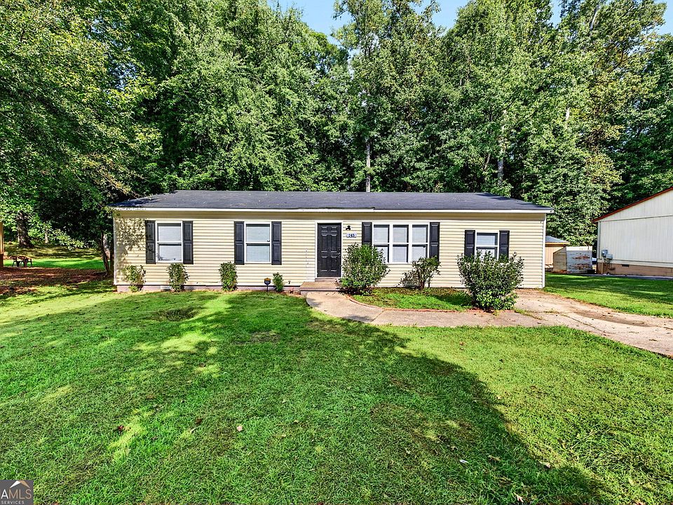 1st image of 145 Sarsen Cir