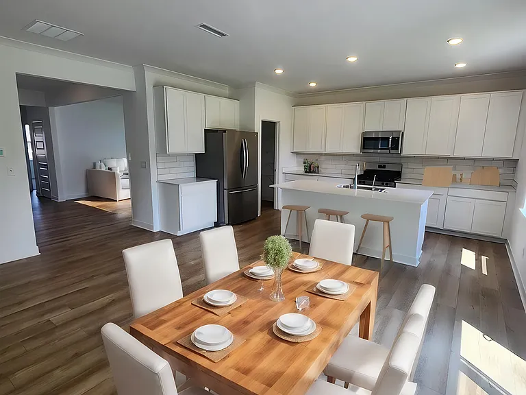 1711 Windrush Pl — Photo 3