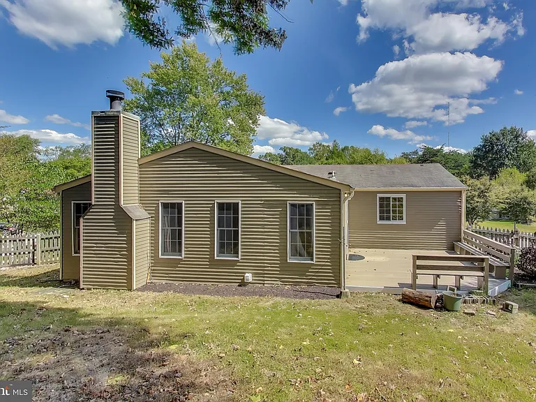 9217 Briarchip St — Photo 35