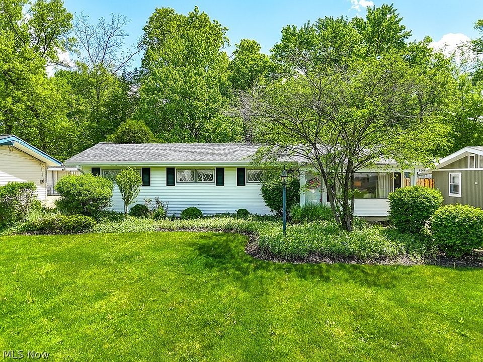 1st image of 9241 Cranbrook Dr