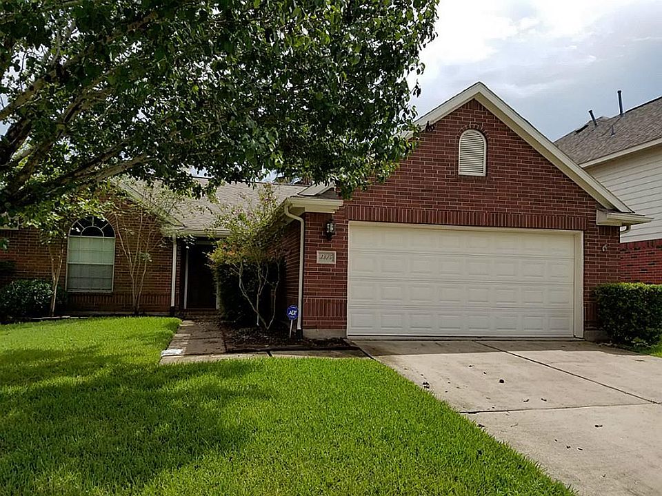 1st image of 3315 Stratford Manor Dr