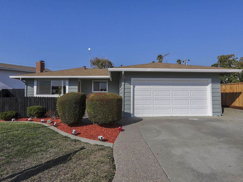 2nd image of 401 Craycroft Dr