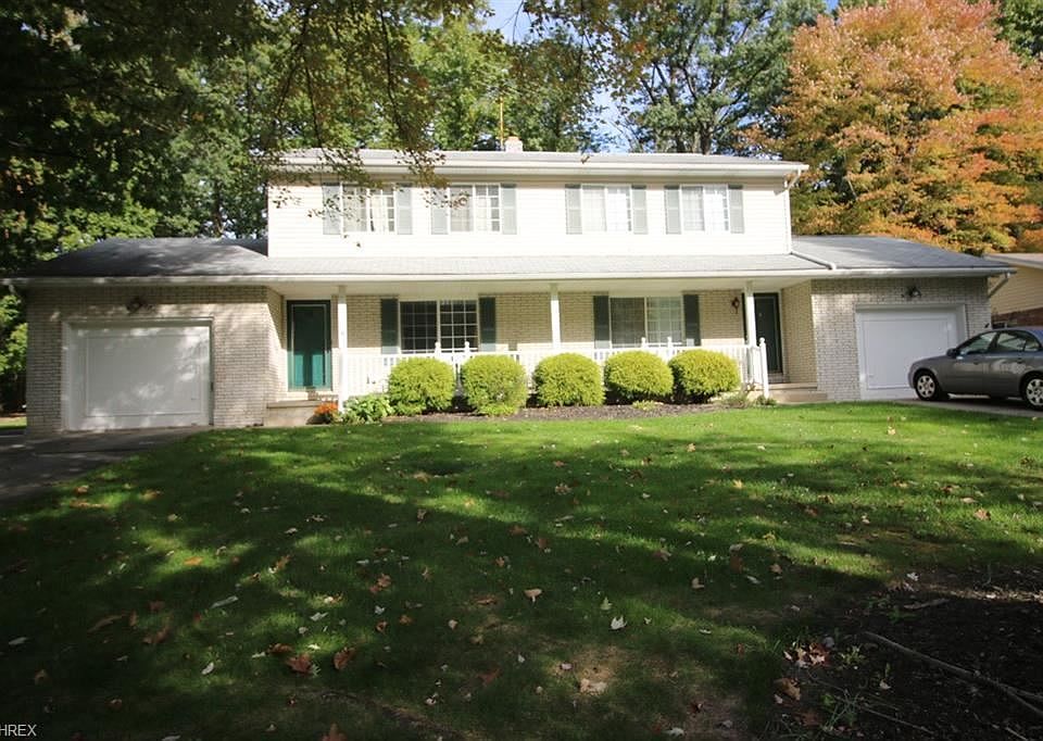 1st image of 1549 Robin Ln #1553