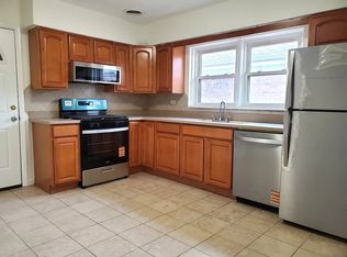 2900 W Foster Ave APT 2, Chicago, IL 60625
