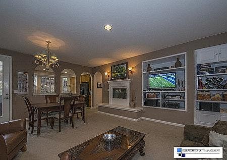Living room with Fireplace