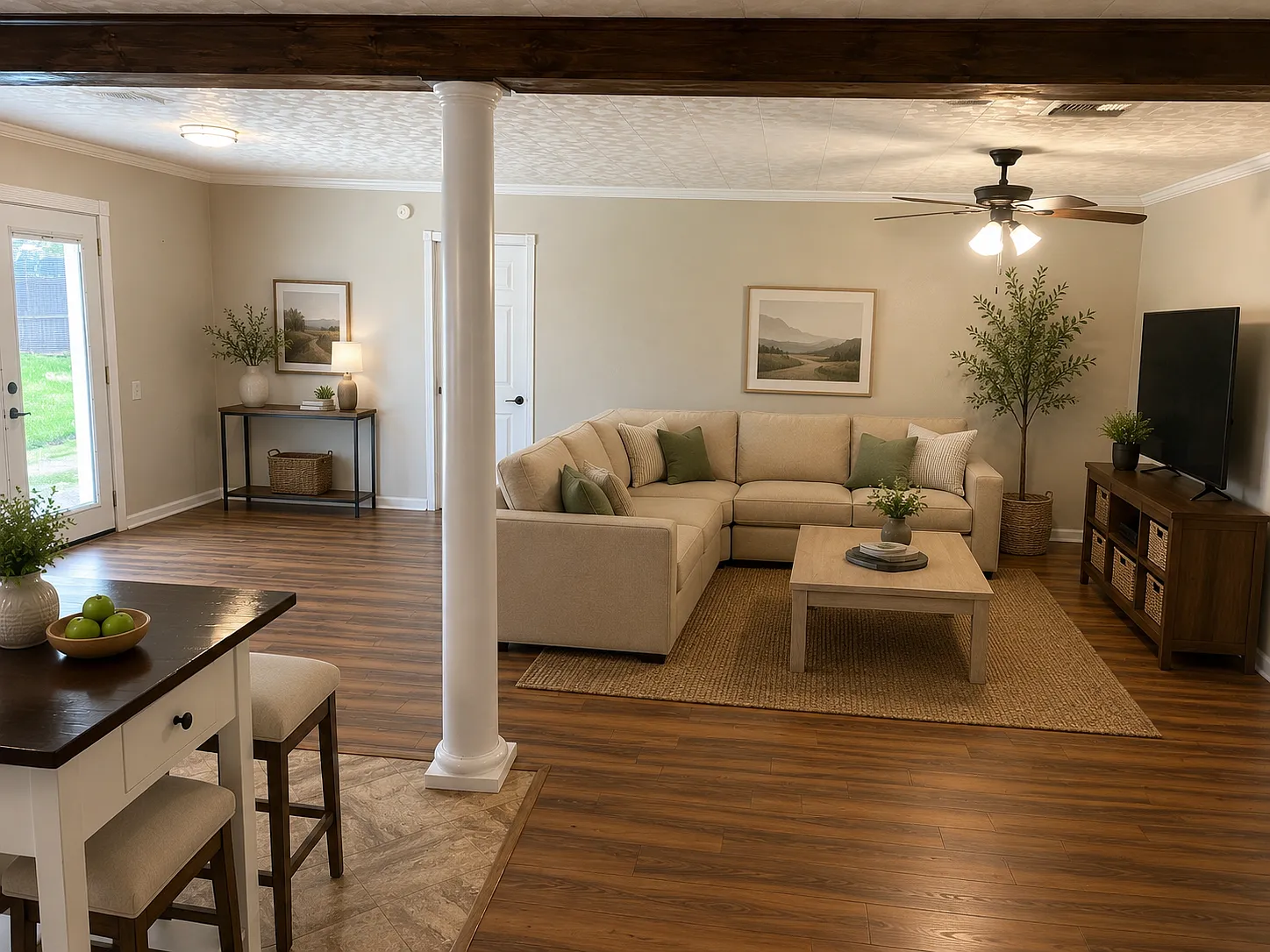 3 bed, 2.0 bath, 1975 sqft, $1,925 — Photo 2