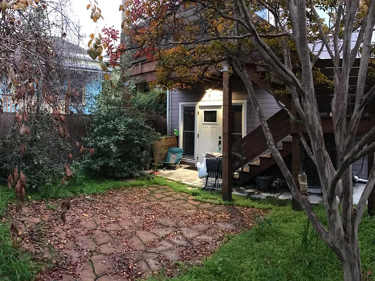4th St — Photo 8
