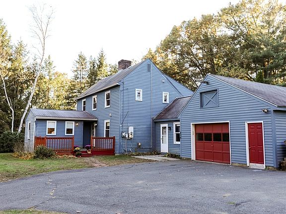 4th image of 404 Plain Rd