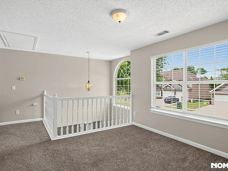 3693 Arminto Dr — Photo 22